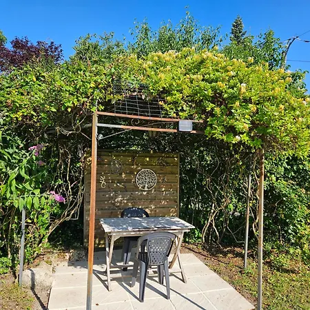 بيت للعطل La Plane Saint-Leon-d'Issigeac